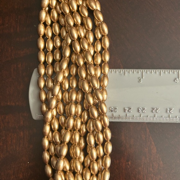 Beautiful vintage Carolee gold faux pearl oval shaped 12 strand bracelet. Signed - Picture 9 of 9